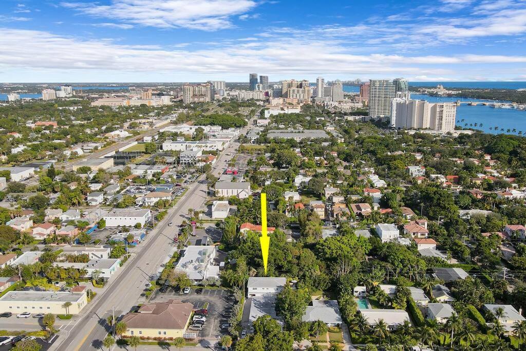 Renovated Downtown - B Apartment West Palm Beach